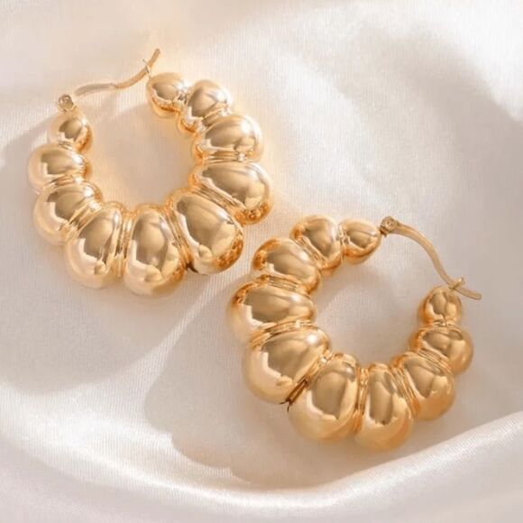 Vintage style hoop earrings A661 - Picture 1 of 6